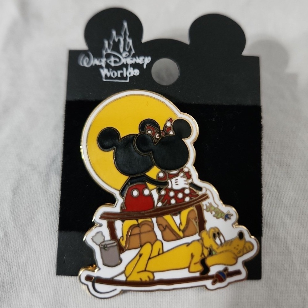 Disney Mickey Minnie Mouse Pluto Moonlit Boat Ride Enamel Pin Walt Disney World